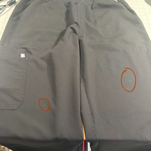 Figs High Waisted Isabel Wide Leg Scrub Pants, Women’s XL, Black - Picture 15 of 16